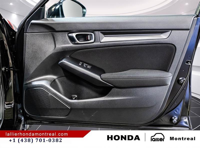 2025 Honda Civic - Image 16