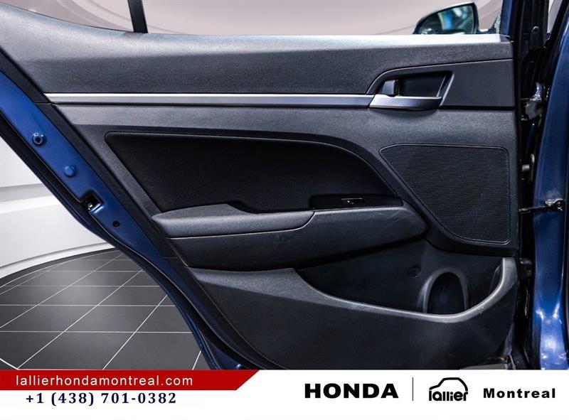 2019 Hyundai Elantra - Image 12