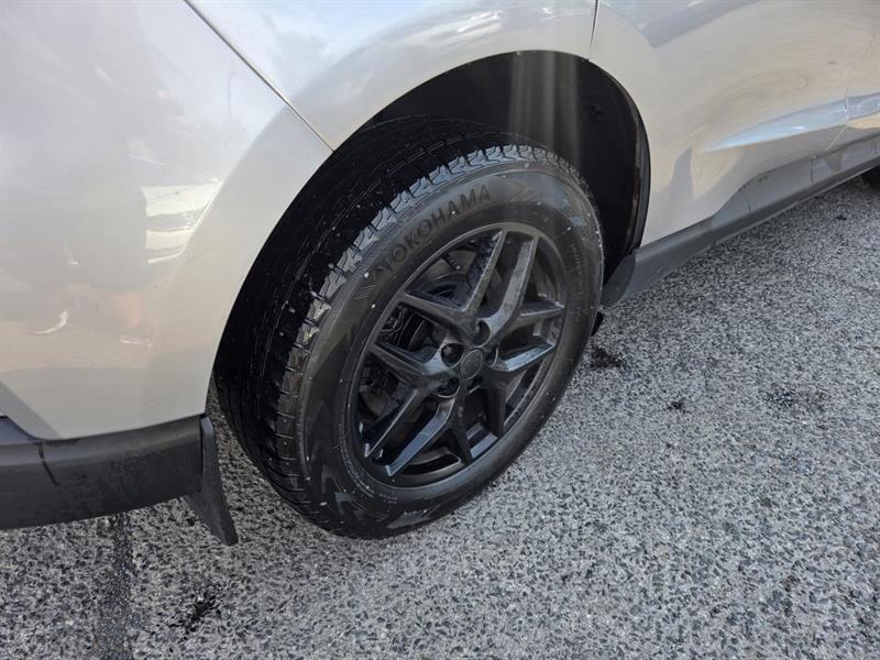 2022 Ford Edge - Image 8