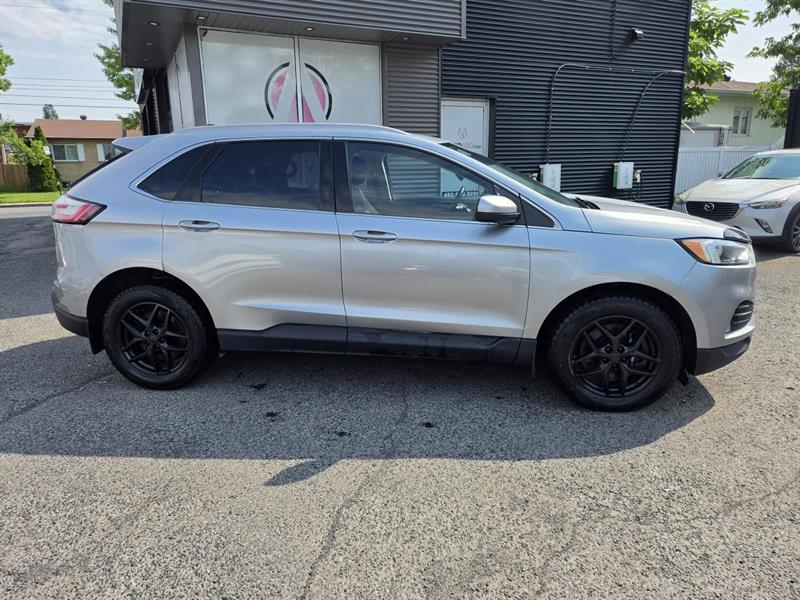2022 Ford Edge - Image 9