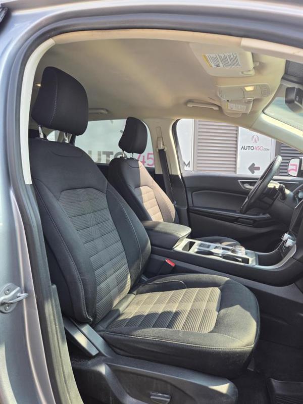 2022 Ford Edge - Image 11