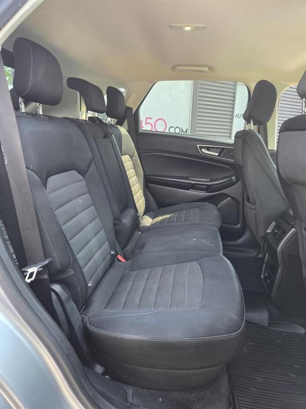 2022 Ford Edge - Image 12