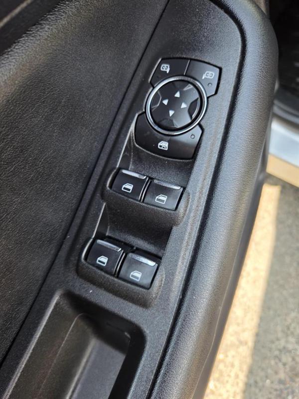2022 Ford Edge - Image 17