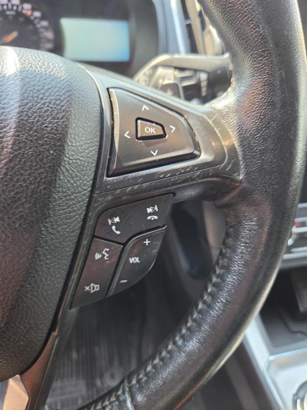 2022 Ford Edge - Image 19