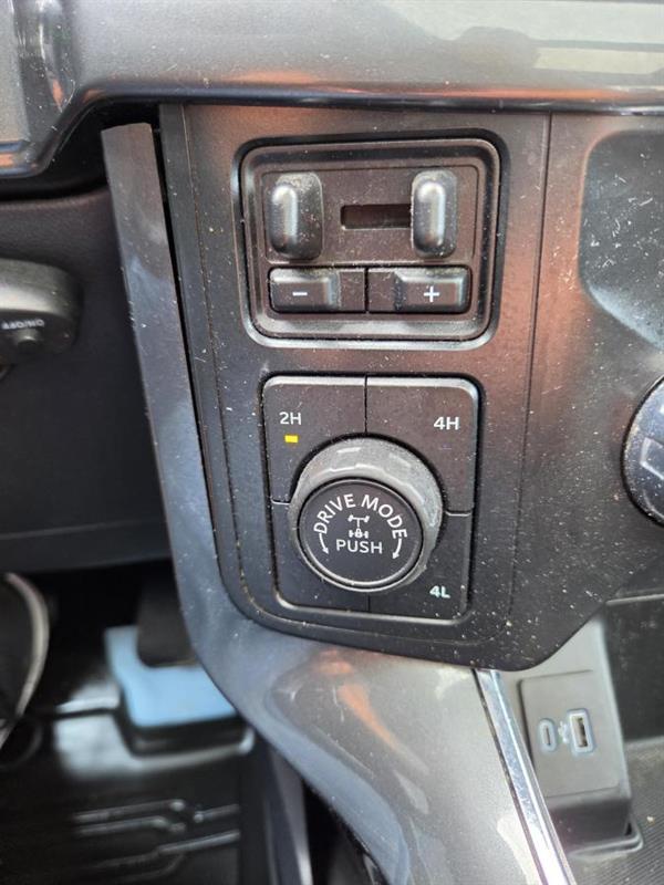 2022 Ford F-150 - Image 21