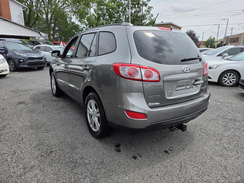 2011 Hyundai Santa Fe - Image 5