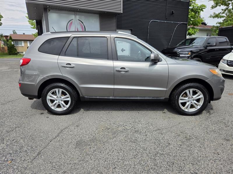 2011 Hyundai Santa Fe - Image 9