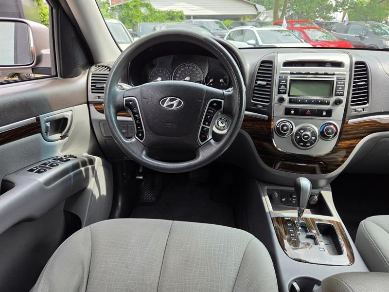 2011 Hyundai Santa Fe - Image 14