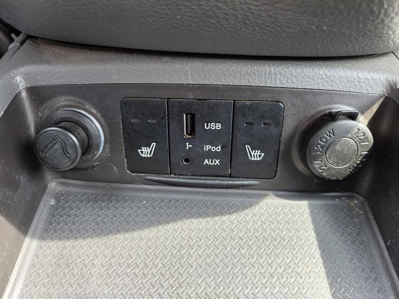 2011 Hyundai Santa Fe - Image 21