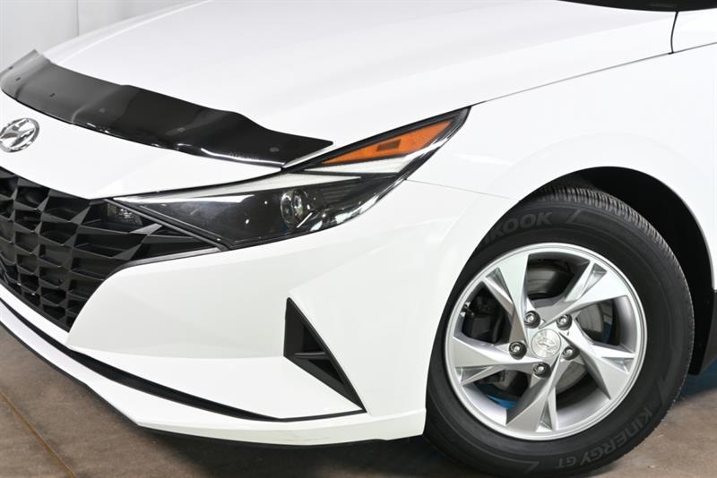 2021 Hyundai Elantra - Image 2