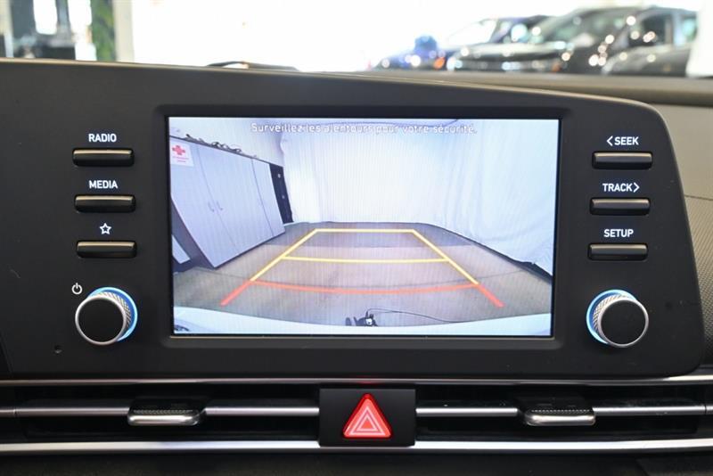 2021 Hyundai Elantra - Image 25