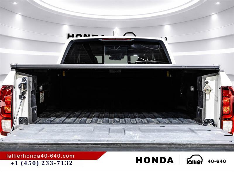 2020 Honda Ridgeline - Image 16