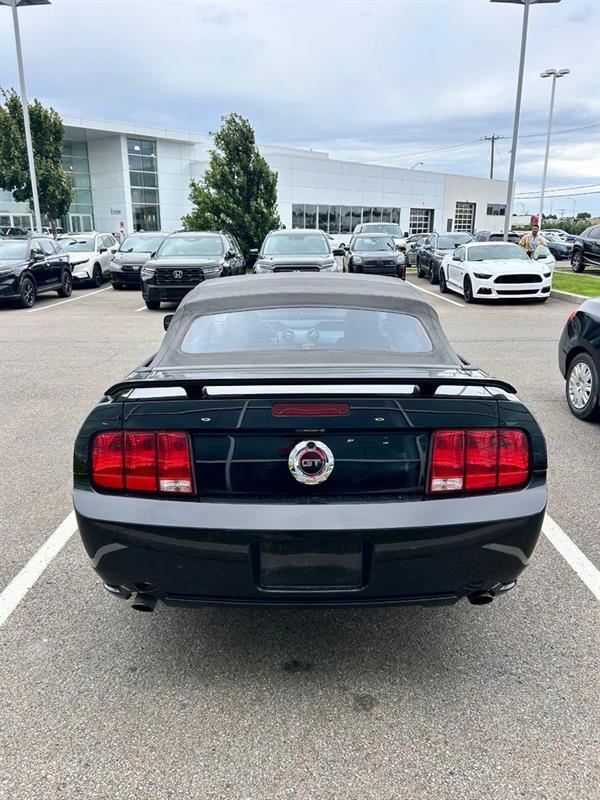 2006 Ford Mustang - Image 6