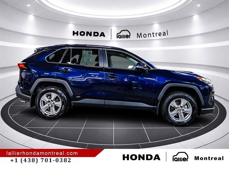 2024 Toyota RAV4 - Image 8