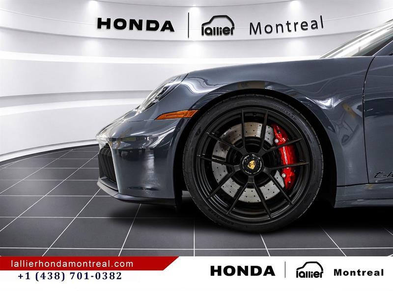 2026 Porsche 911 - Image 10