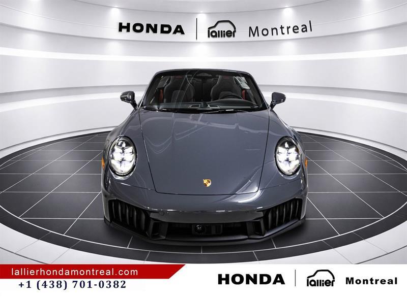 2026 Porsche 911 - Image 15