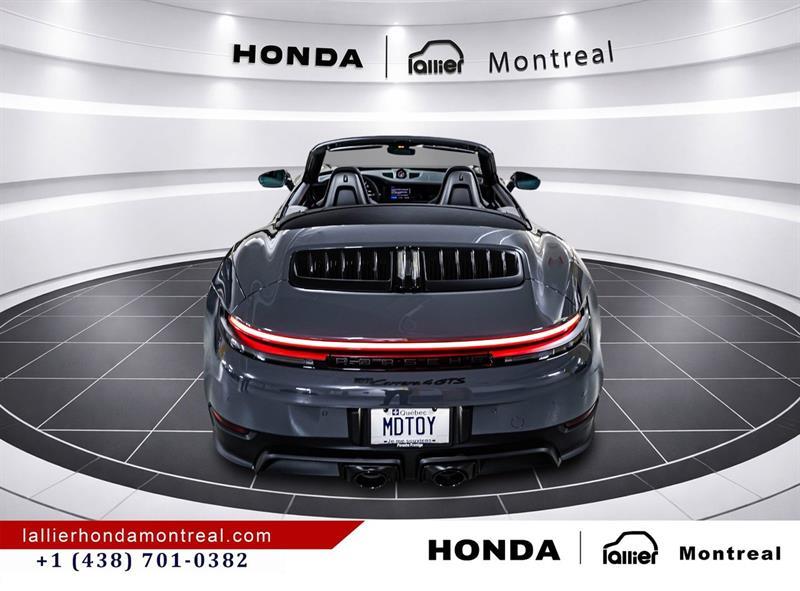 2026 Porsche 911 - Image 17