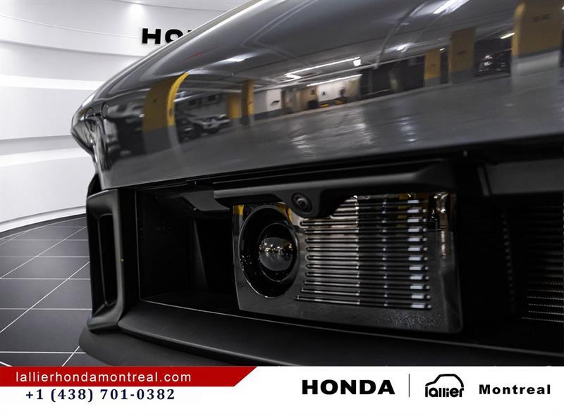 2026 Porsche 911 - Image 39