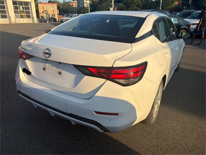 2023 Nissan Sentra - Image 3