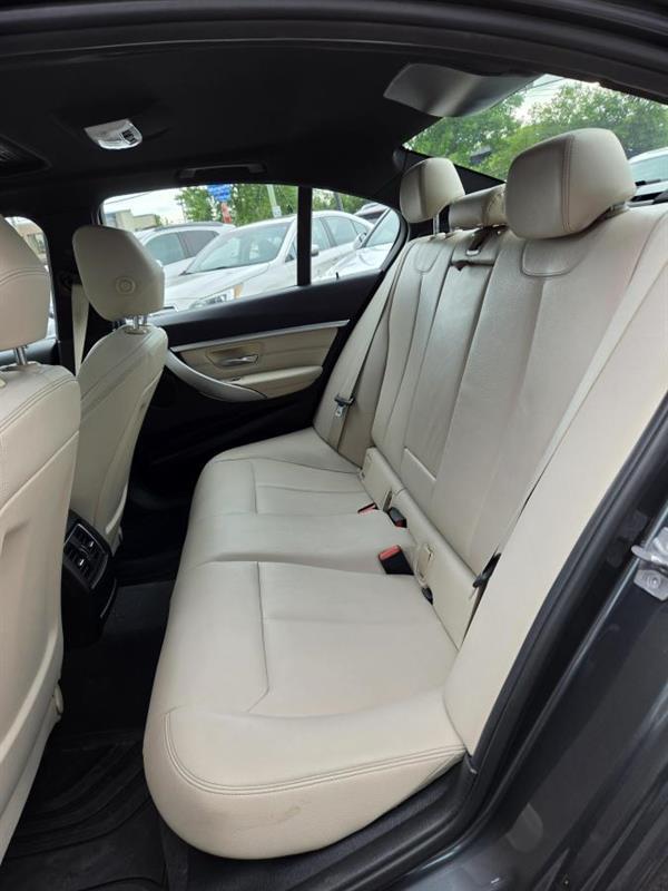 2017 Bmw 3 Series - Image 13