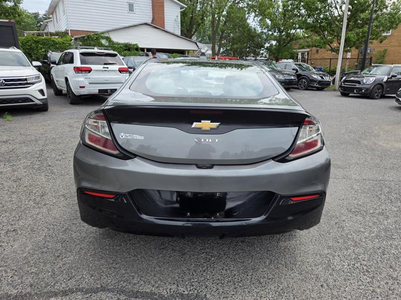 2017 Chevrolet Volt - Image 6