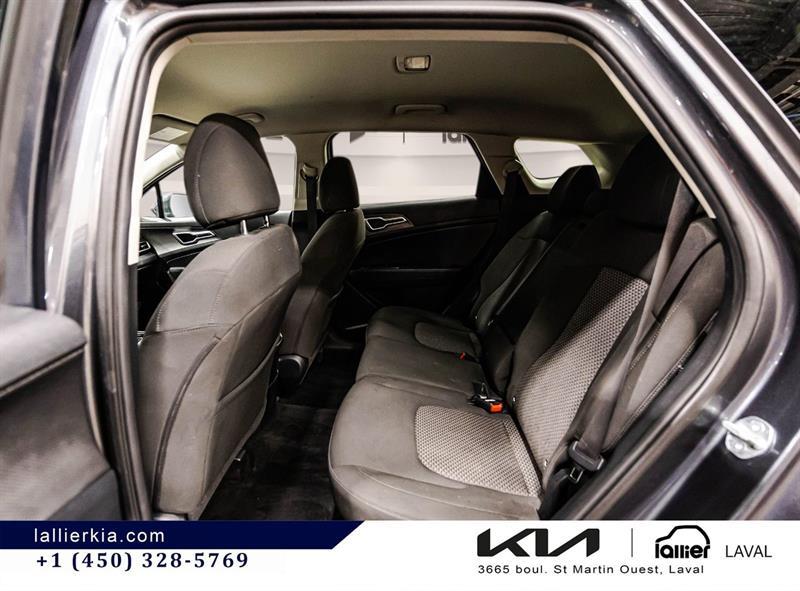 2024 Kia Sportage - Image 13