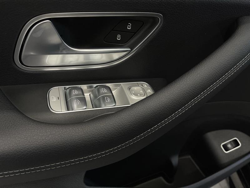 2022 Mercedes-Benz GLE - Image 21