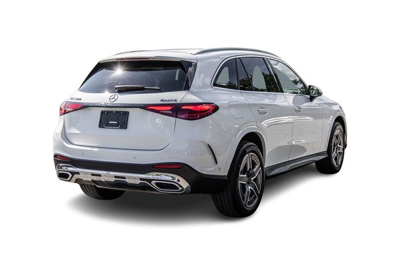 2024 Mercedes-Benz GLC - Image 6