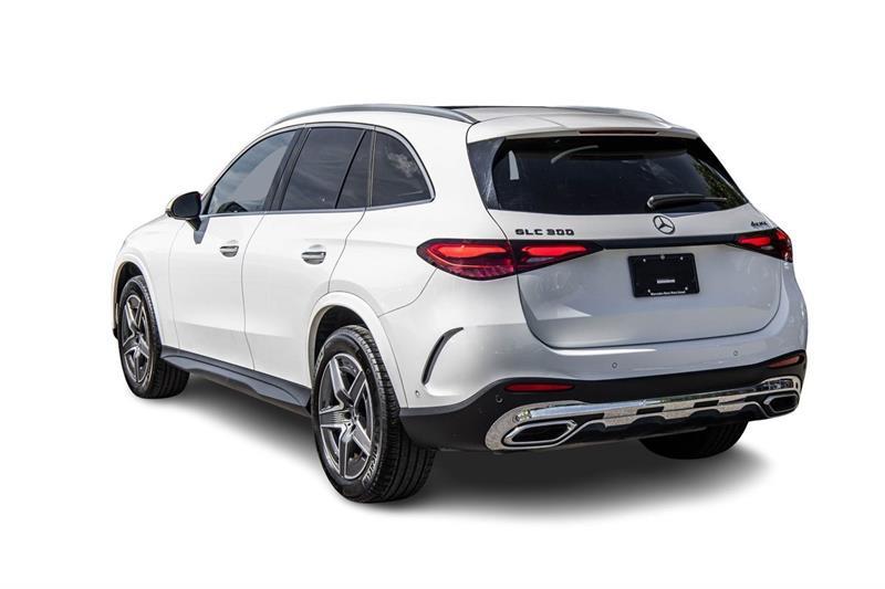 2024 Mercedes-Benz GLC - Image 10