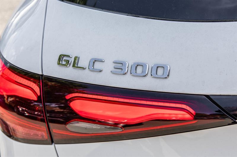 2024 Mercedes-Benz GLC - Image 14