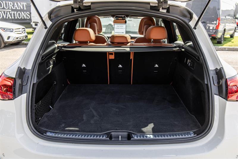 2024 Mercedes-Benz GLC - Image 18