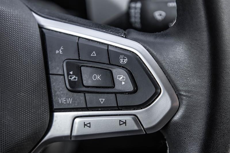 2023 Volkswagen Taos - Image 21