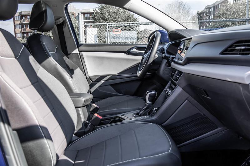 2023 Volkswagen Taos - Image 33