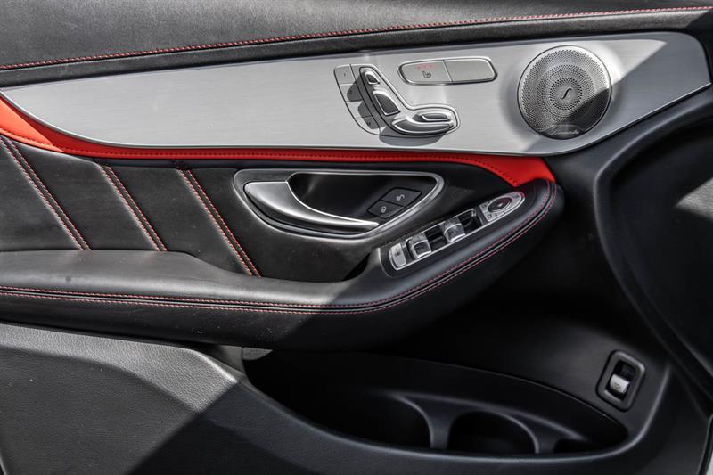 2021 Mercedes-Benz GLC - Image 18
