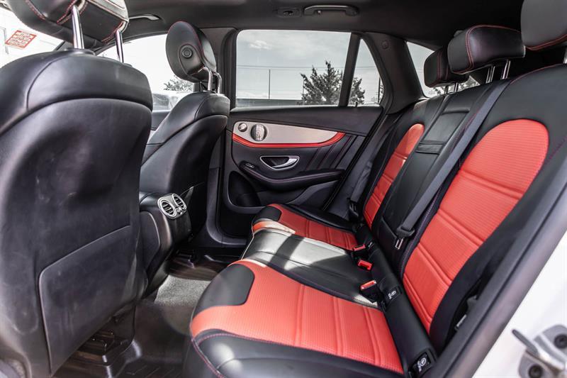 2021 Mercedes-Benz GLC - Image 38