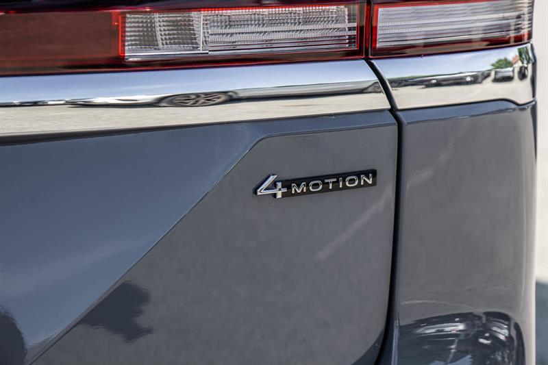 2025 Volkswagen Atlas - Image 14