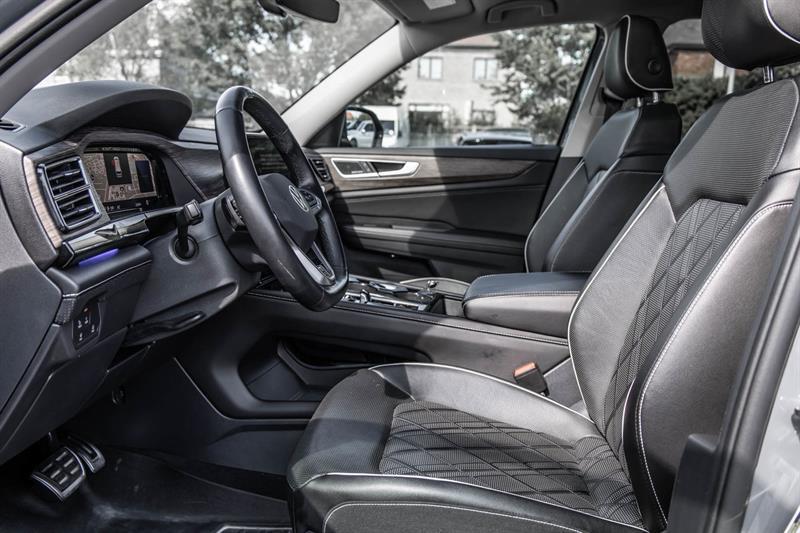 2025 Volkswagen Atlas - Image 20