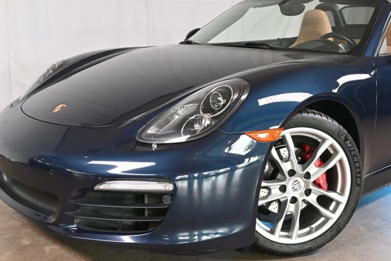 2015 Porsche Boxster - Image 2