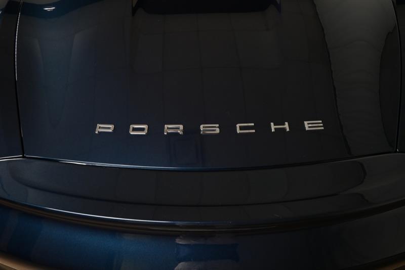 2015 Porsche Boxster - Image 8