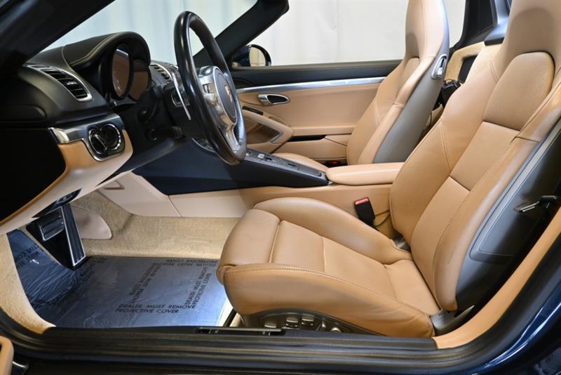 2015 Porsche Boxster - Image 16
