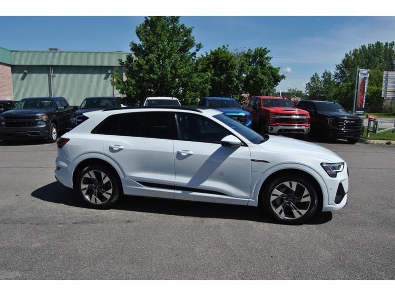2022 Audi E-Tron - Image 6