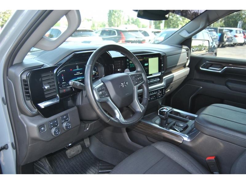 2024 Chevrolet Silverado 1500 - Image 12