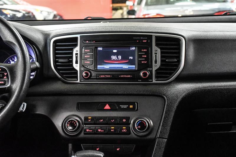 2017 Kia Sportage - Image 24