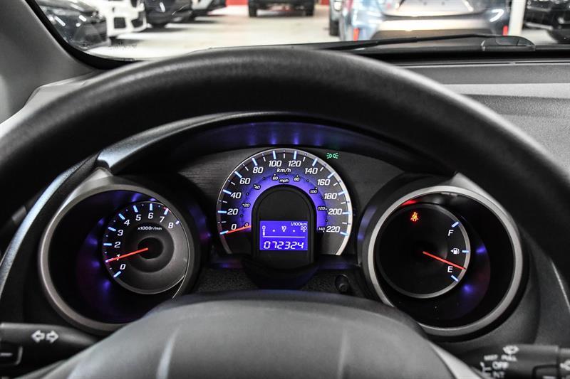 2011 Honda Fit - Image 21