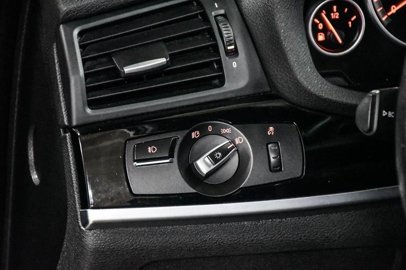 2017 Bmw X3 - Image 22