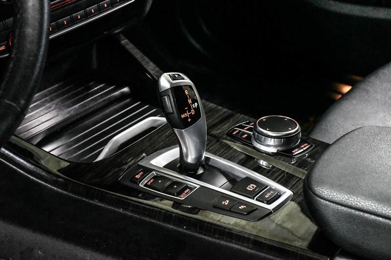 2017 Bmw X3 - Image 32