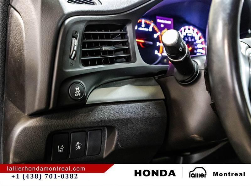 2016 Acura ILX - Image 22