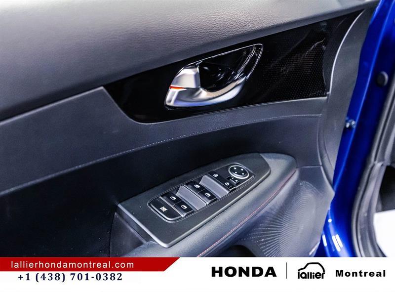 2024 Kia Forte - Image 12