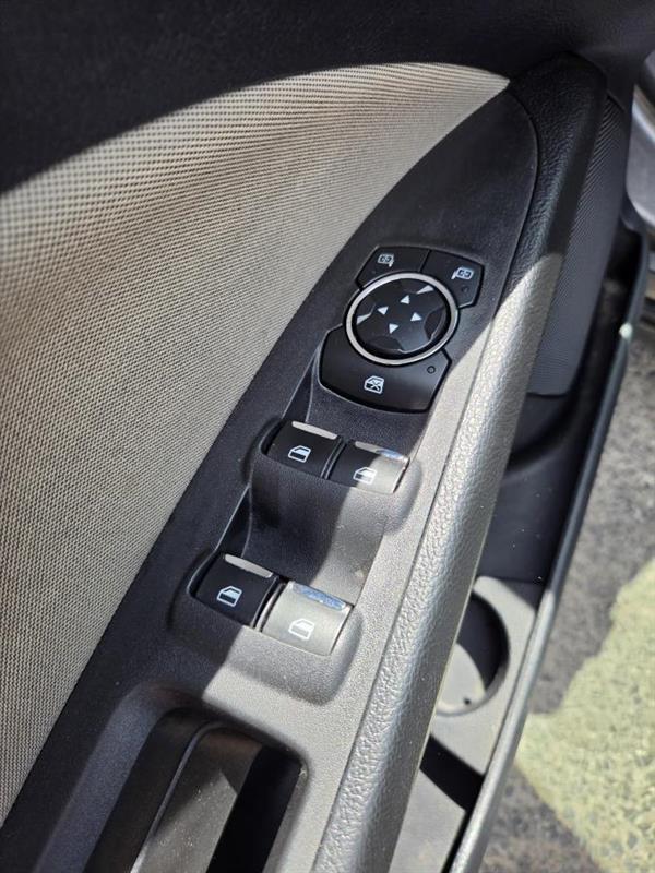 2017 Ford Fusion - Image 17