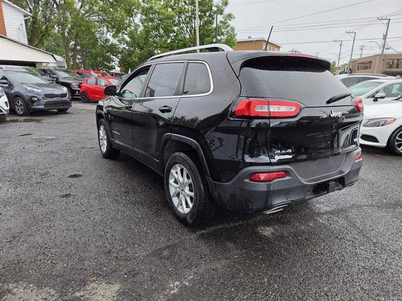 2017 Jeep Grand Cherokee - Image 5